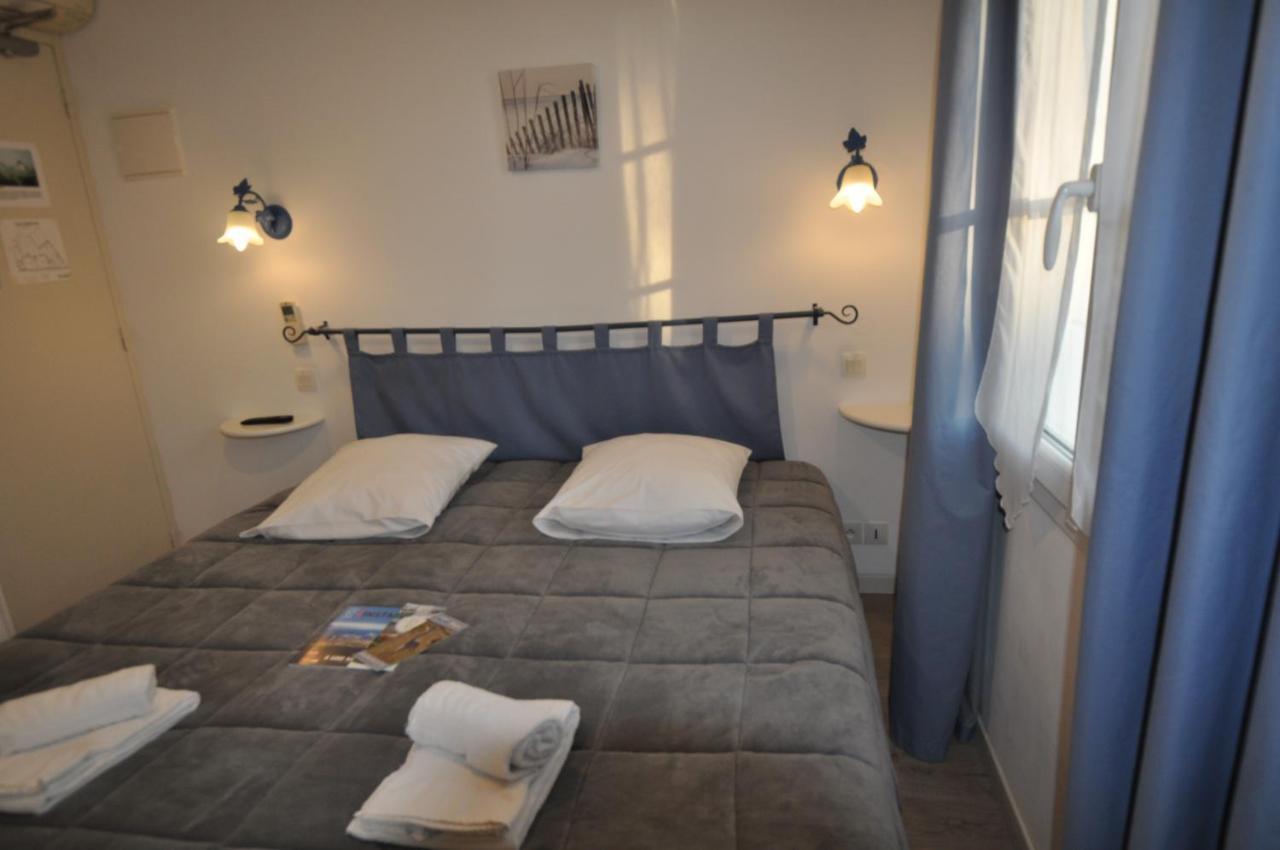 Hotel L’Émeraude Les Portes-en-Re Extérieur photo